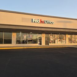 FedEx Office Print & Ship Center - Quick in/out. No greeting though.