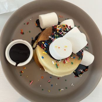 Dolce & Bake Café/Bakery - Cafes Near Me - Orlando, Florida