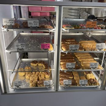 Colonial Donuts - Donuts for sale at Colonial Donuts in Oakland. - Donuts Near Me - Oakland, California Colonial Donuts - Donuts for sale at Colonial Donuts in Oakland. - Donuts Near Me - Oakland, California