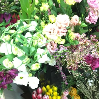 The Garden Party - Florists Near Me - Amherst, New Hampshire
