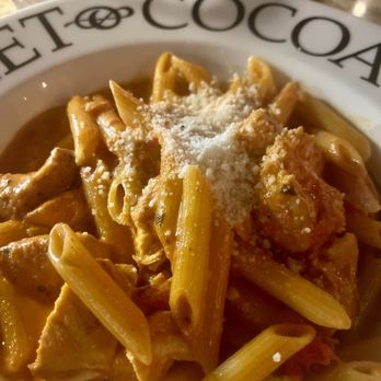 Greenstreet Cafe - Penne Tetrazzini - Breakfast & Brunch Near Me - Miami, Florida Greenstreet Cafe - Penne Tetrazzini - Breakfast & Brunch Near Me - Miami, Florida