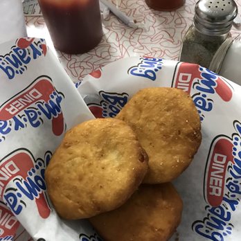 Boomerang Dinner - Fried bread puffs - Burgers Near Me - Kingfisher, Oklahoma