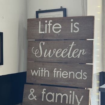 Strachan's Ice Cream & Desserts - Ice Cream & Frozen Yogurt Near Me - Dunedin, Florida Strachan's Ice Cream & Desserts - Ice Cream & Frozen Yogurt Near Me - Dunedin, Florida