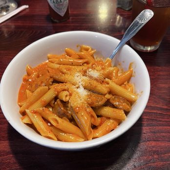 Niko's Pizzeria - Penne vodka - Pizza Near Me - San Pedro, California Niko's Pizzeria - Penne vodka - Pizza Near Me - San Pedro, California