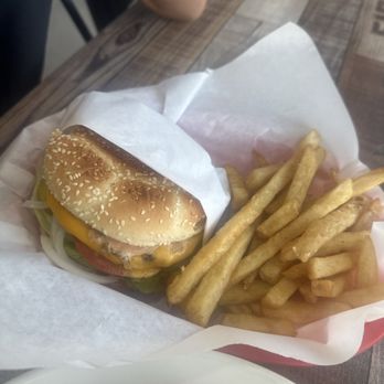 Amigos Cafe - Burger - Breakfast & Brunch Near Me - Westminster, California Amigos Cafe - Burger - Breakfast & Brunch Near Me - Westminster, California