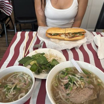 Tram's Kitchen - Pho Hanoi Soup with Beef and Meatball, Bahn Mi - Vietnamese Near Me - Pittsburgh, Pennsylvania