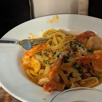 The Basement - Shrimp carbonara rossa - American Near Me - Staten Island, New York