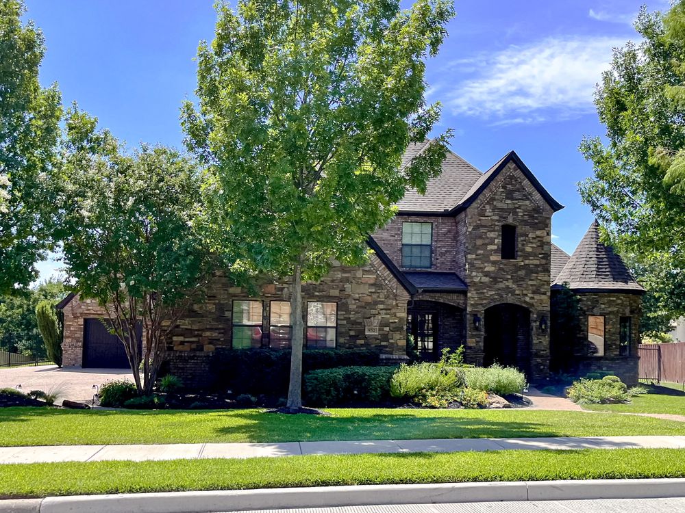 Slide of Amity Roofing