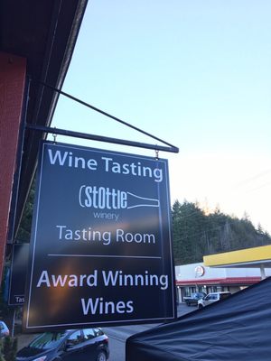 Stottle Winery Tasting Room - Hoodsport by null