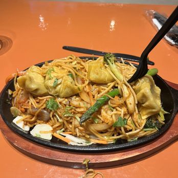Momo's Master - Himalayan/Nepalese Near Me - Chapel Hill, North Carolina