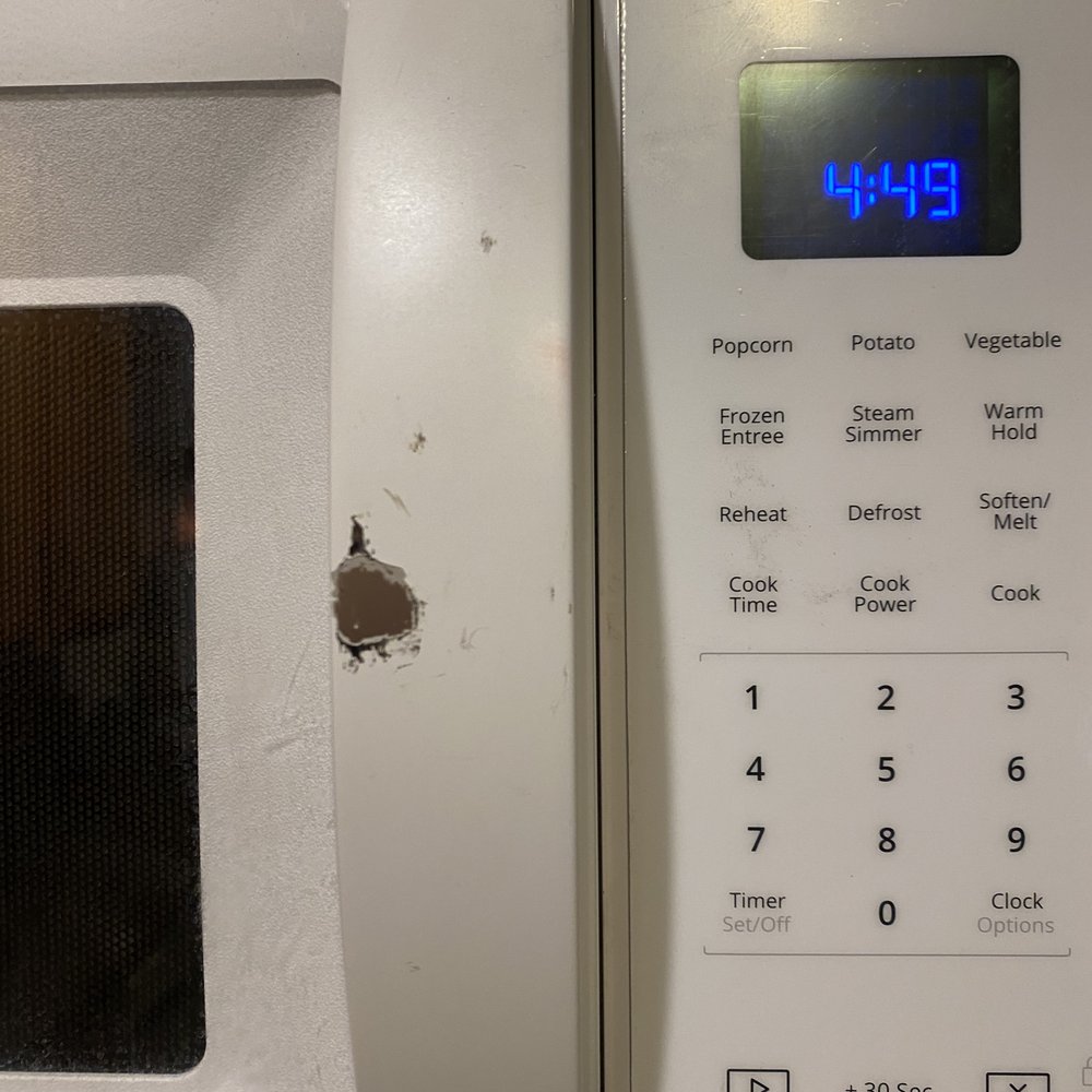Noble Appliance - deep scratches... not in listing picture - Appliances Near Me - Madison Heights, Michigan Noble Appliance - deep scratches... not in listing picture - Appliances Near Me - Madison Heights, Michigan
