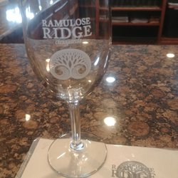 Ramulose Ridge Vineyards - Sweet tasting menu