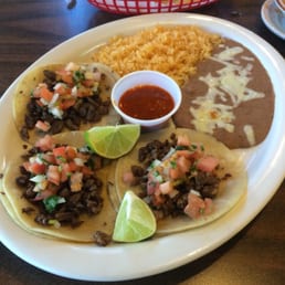 Mexico City tacos platter Mexico City tacos platter