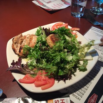 Red Rock Brewery - goat cheese salad with chicken - American Near Me - Murray, Utah Red Rock Brewery - goat cheese salad with chicken - American Near Me - Murray, Utah
