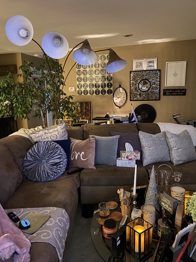 GOODWILL STORE & DONATION CENTER Updated October 2024 11 Photos & 16 Reviews 1146 State St