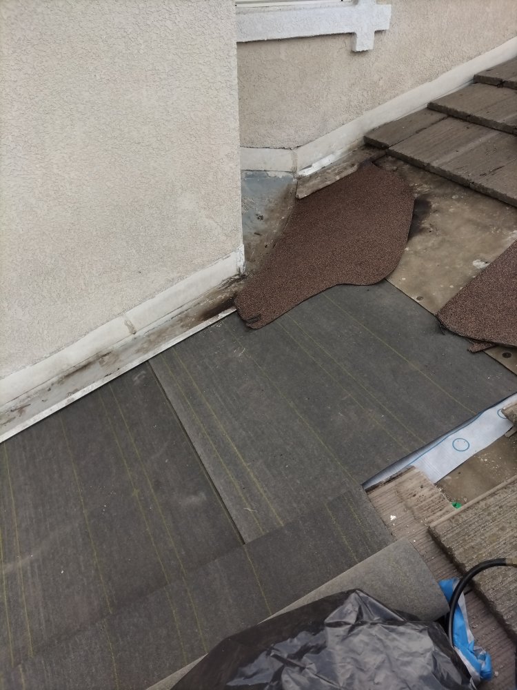 Slide of Tri County Roofing Co