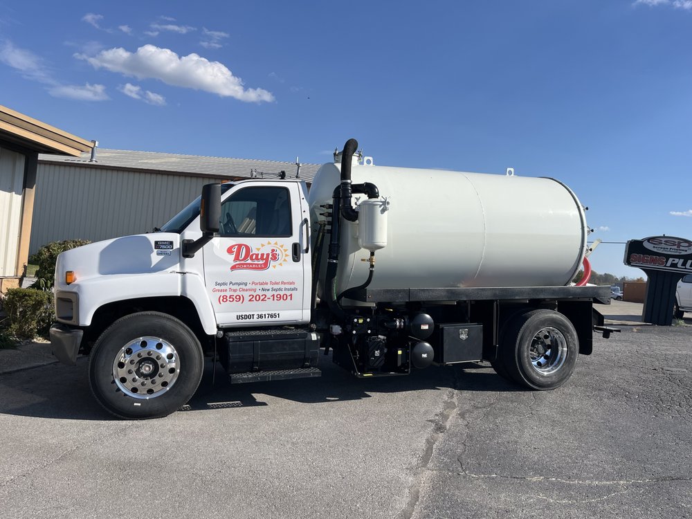 Day's Portables - septic in Nicholasville, KY