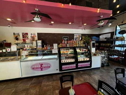 Halo Halo Cafe by null