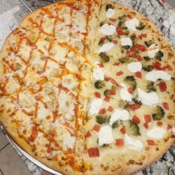Cheesy Crust Pizzeria