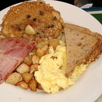 Cafe This Way - Country Breakfast - New American Near Me - Bar Harbor, Maine