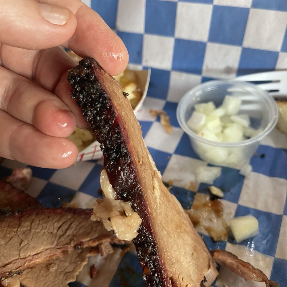 Tyler's Barbeque - decent smoke and bark the real deal none of that liquid smoke shit - Barbeque Near Me - Amarillo, Texas Tyler's Barbeque - decent smoke and bark the real deal none of that liquid smoke shit - Barbeque Near Me - Amarillo, Texas