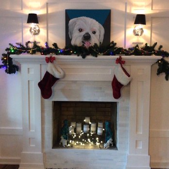 Journey Michna Painting - Freshly painted ceiling makes this fireplace pop! - Painters Near Me Journey Michna Painting - Freshly painted ceiling makes this fireplace pop! - Painters Near Me