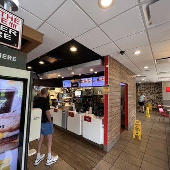 McDonald's - Order station - Burgers Near Me - Mt. Vernon, Kentucky