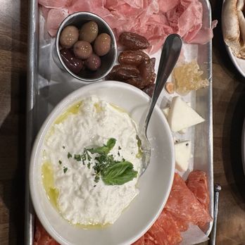 Apizza Doho - Chef's Tray - Pizza Near Me - Dana Point, California