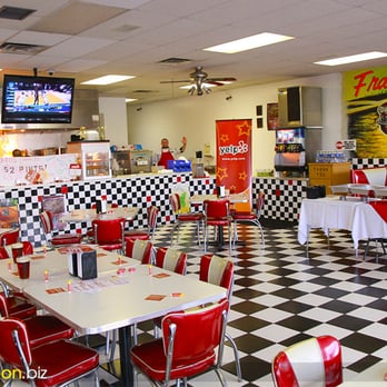 Frato's Culinary Kitchen - Burgers Near Me - Schaumburg, Illinois Frato's Culinary Kitchen - Burgers Near Me - Schaumburg, Illinois