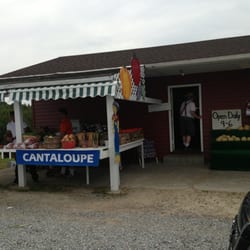 The Country Basket At Sunny Slope Orchard - Roadside store perfect for your fresh veggie needs!