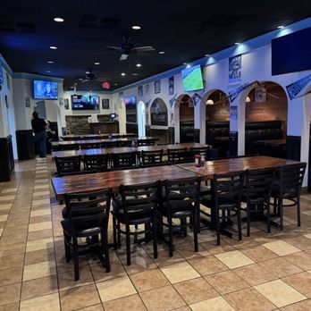 The Heel & Horn - Inside view - Pizza Near Me - Chapel Hill, North Carolina The Heel & Horn - Inside view - Pizza Near Me - Chapel Hill, North Carolina