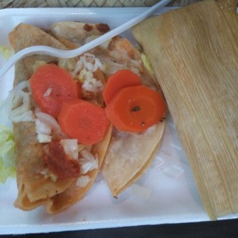 Mom's Tamal - a plate of mexican food - Street Vendors Near Me - Lancaster, California Mom's Tamal - a plate of mexican food - Street Vendors Near Me - Lancaster, California