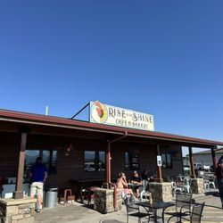 Rise and Shine Cafe - Outside