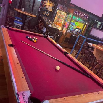 Knowlwood - Not the best spot to play pool, but it's free! - Burgers Near Me - Irvine, California Knowlwood - Not the best spot to play pool, but it's free! - Burgers Near Me - Irvine, California