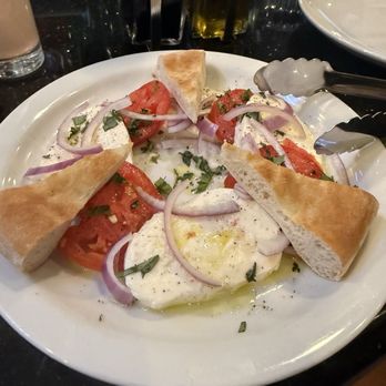La Pizzeria - Caprese - Pizza Near Me - Campbell, California La Pizzeria - Caprese - Pizza Near Me - Campbell, California