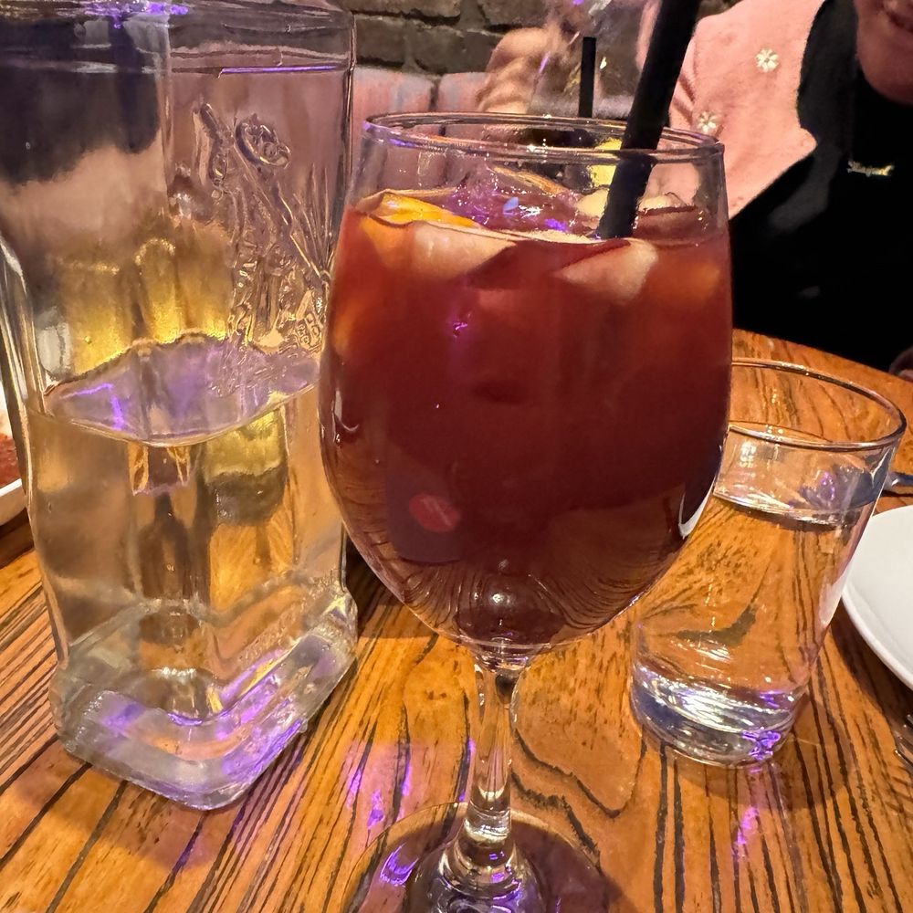 Rosa Mexicano - Glass of sangria - Mexican Near Me - New York, New York Rosa Mexicano - Glass of sangria - Mexican Near Me - New York, New York