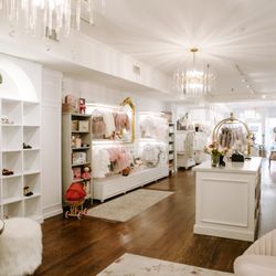 Petite Maison Kids - Store interior