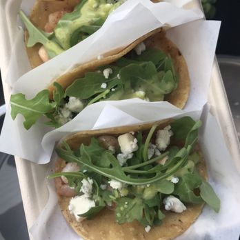 El Shrimp Bucket - Tacos and Cheese Fries! - Food Trucks Near Me