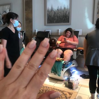 Vanity Nails Lounge - Nail Salons Near Me - San Antonio, Texas