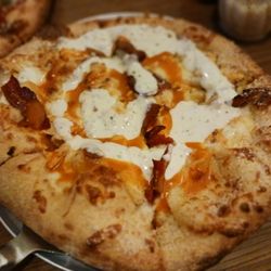 Mellow Mushroom Lincoln - Small Buffalo Chicken Pizza