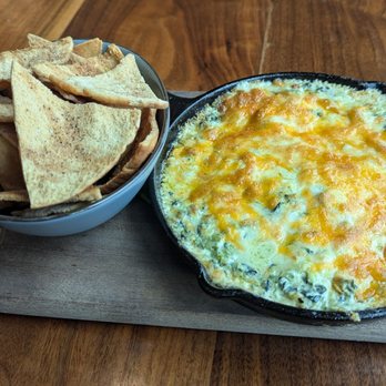 At The Rooftop - Spinach Artichoke Dip - Cocktail Bars Near Me - Canton, Connecticut