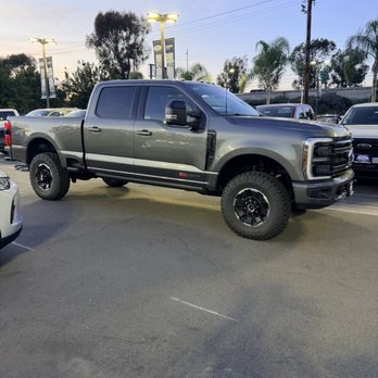 Diamond Auto Restoration - Auto Detailing Near Me - Orange, California