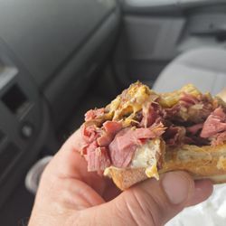 Sofi Deli - So good - reuben