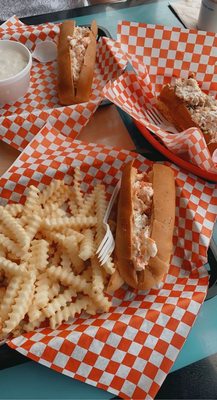 Maine-ly Sandwiches by null