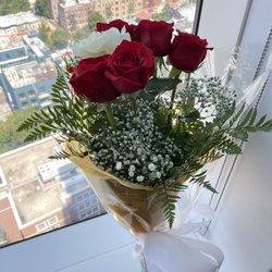 Church Avenue Florist - Roses