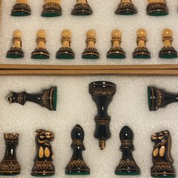 Quality Games TX - Parker Staunton Burnt Chessmen