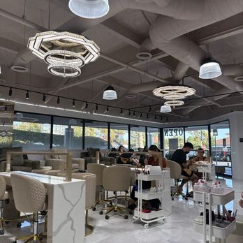 Del Amo Nails - Nail Salons Near Me - Torrance, California