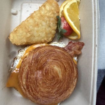 Arista Coffee & Cafe - Bacon Croissant Sandwich with Hashbrowns - Coffee & Tea Near Me - Naperville, Illinois
