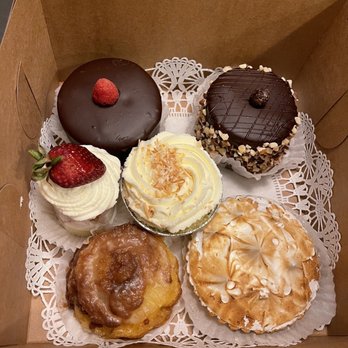 Perfectly Sweet - Bakeries Near Me - Alhambra, California