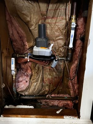 M J Eisenhauer Plumbing Logo